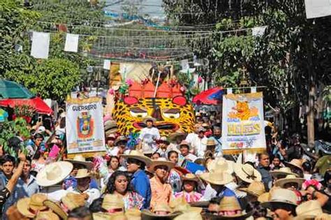 La Jornada Celebra Chilpancingo El 197 Paseo Del Pendón Suspendido