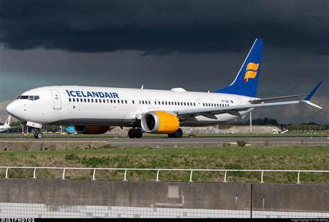 TF ICD Boeing 737 9 MAX Icelandair Freek Blokzijl JetPhotos