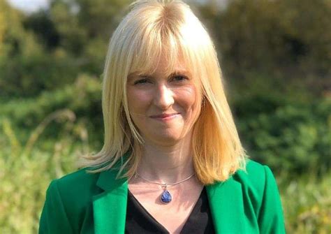 Rosie Duffield Canterbury And Whitstable Mp Says It Is Not Her Place