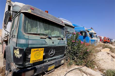 Syria Reopens Main Border Crossing With Jordan