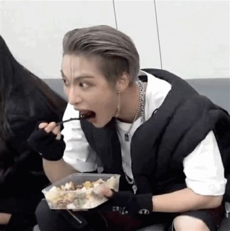 Seonghwa Ateez Reactions Seonghwa Ateez Reactions Seonghwa