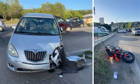 Incidente Stradale Impatto Tra Auto E Moto A Rende Gravemente Ferito