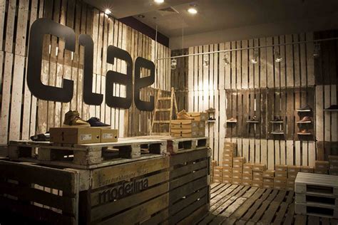 Pop Up Shoe Shop In Poland Made Entirely From Reused Wooden Pallets