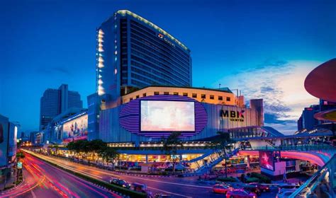 Discover the Best Places to Visit in Bangkok [A Local's Guide]