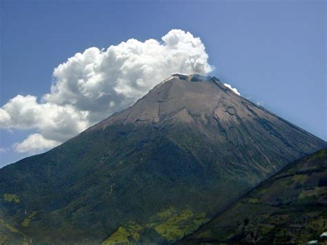 Active Volcano Crater, Ecuador | Volcán Tungurahua (Tungurah… | Flickr