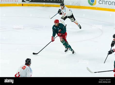 Cergy Pontoise France Ao T Aren Ice Match De Pr Paration De