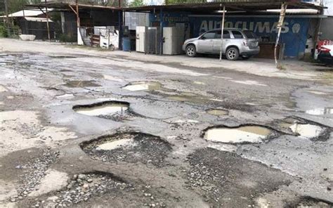 Piden Reparar Calle Llena De Baches Primera Vuelta Noticias