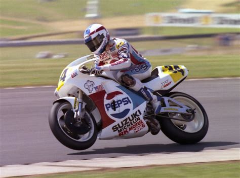 Rgv 500 Kevin Schwantz Bicicletas De Carreras Autos Y Motos Motogp