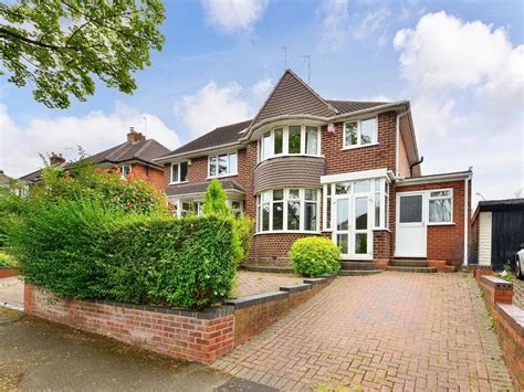 3 Bed Semi Detached House For Sale In Yarningale Road Kings Heath