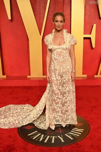 Jennifer Lawrence Jenniferlawrence Queen Jewels Nude OnlyFans Page 5 The Fappening Plus