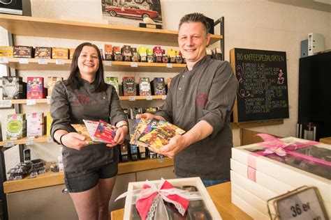 Chocolatier Georg Bernardini Produziert Feinste Schokolade Mit Chili