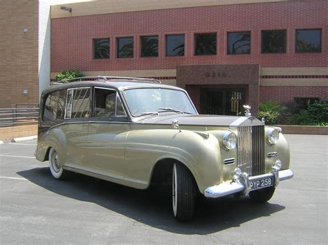 1955 Rolls-Royce Silver Wraith - Information and photos - MOMENTcar