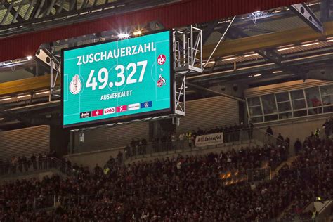 Dfb Pokal Fc Kaiserslautern Fc K Ln Der Betze Brennt