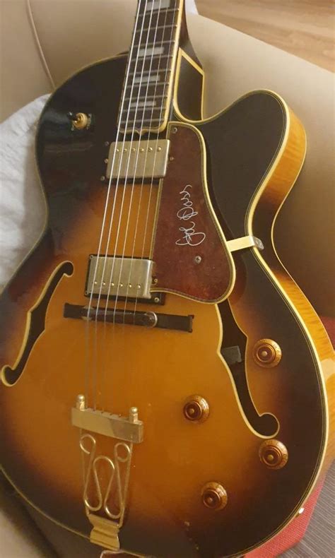 Joe Pass Signature Model Hobbies And Toys Music And Media Musical Instruments On Carousell