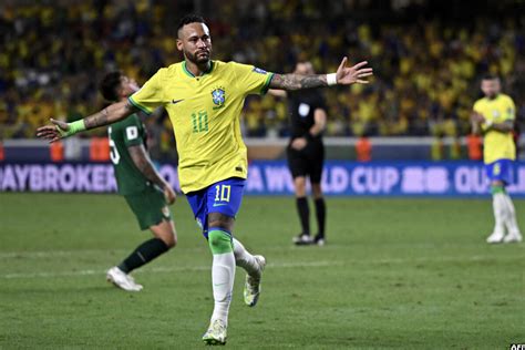 Two Goal Neymar Breaks Peles Record As Brazil Crush Bolivia 5 1 New Vision Official