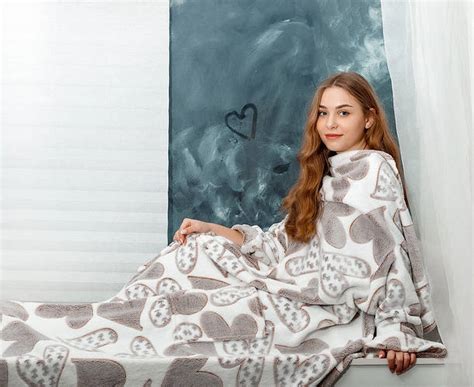 Пледы с рукавами Sleepy оригинальный подарок на праздники плед с ...