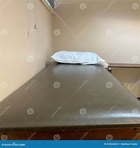 Green Exam Table at Orthopedic Doctor Office Stock Photo - Image of