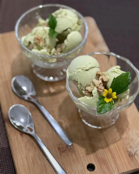 Cool Dessert No Churn Homemade Avocado Ice Cream