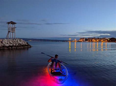 Split Visite Guid E En Kayak Dans La Nuit Illumin E Getyourguide