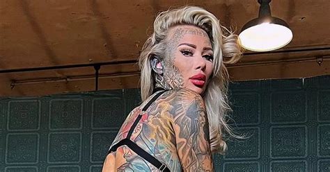 Britain S Most Tattooed Woman Asks Cheeky Question As She Strips To Lingerie Daily Star
