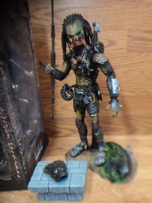 Hot Toys Avpr Wolf Predator Cleaner W Box Look