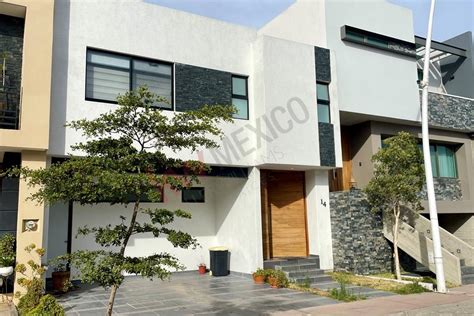 Venta De Casa En Coto Soare II En Solares Residencial