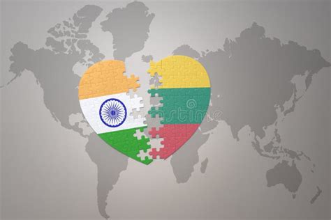 Rompe El Corazón Con La Bandera Nacional De India Y Lituania En Un