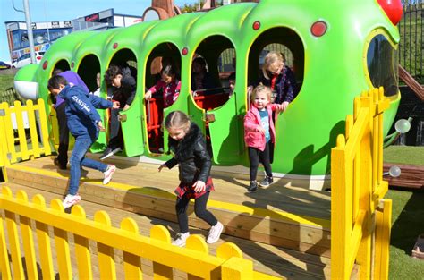 Cuthbert The Crazy Caterpillar Rides And Attractions Fantasy Island