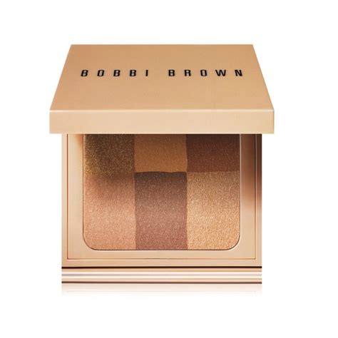 Bobbi Brown Nude Finish Illuminating Powder Helendav Kompaktpuuder