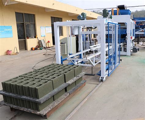 Qt Automatic Hydraulic Cement Concrete Block Making Machine