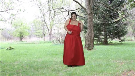 BBW Shrinks Out Of Her Clothes ThisVid