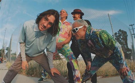 Red Hot Chili Peppers Café Tacvba y Caligaris lideran el Vive Latino