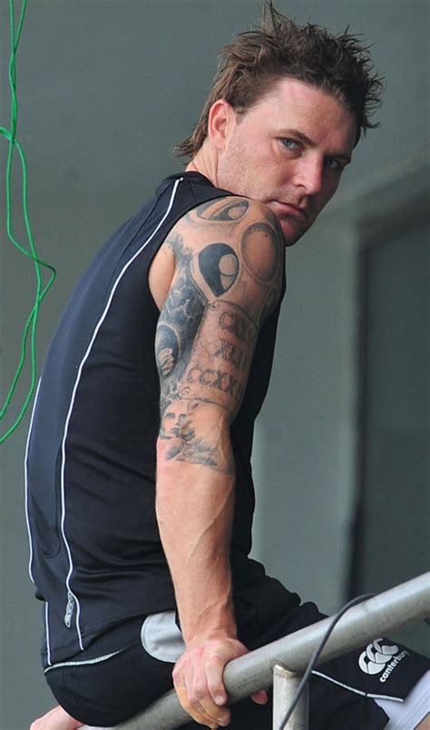 Brendon McCullum shows off his tattoo | ESPNcricinfo.com