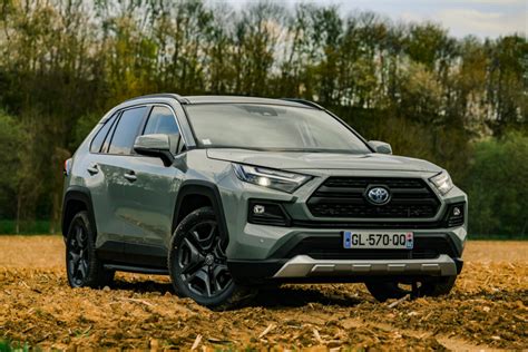 Toyota RAV4 Trail 2023 ESSAI Du SUV Hybride Au Style Aventurier