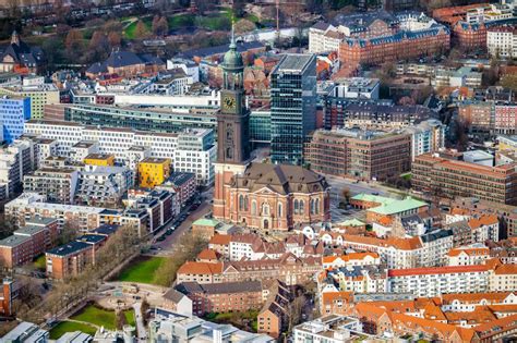 Hamburg Von Oben Hauptkirche Sankt Michaelis In Hamburg