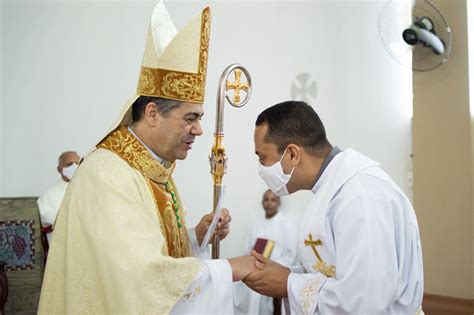 O Que O Bispo Pergunta Na Crisma - Missa do Crisma: bispo destaca o espírito de unidade, a caridade ...