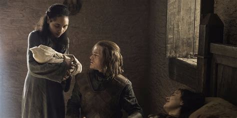 19 "Game Of Thrones" Theories And Questions That Will Make You Shout ...