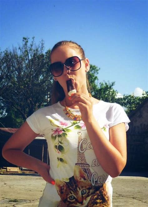 Incredible Teen Babe HOT Page XNXX Adult Forum