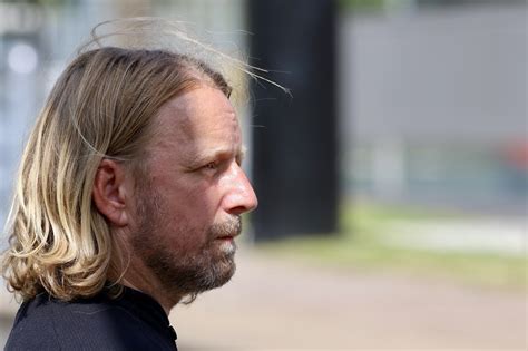 Anschuldigungen Gegen Sven Mislintat Ajax Untersucht Den Sosa Transfer