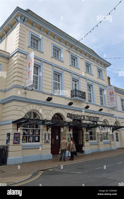 Queens Theatre Barnstaple Hi Res Stock Photography And Images Alamy