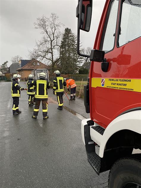 Einsatz 03 Ölspur Freiwillige Feuerwehr Großenheidorn