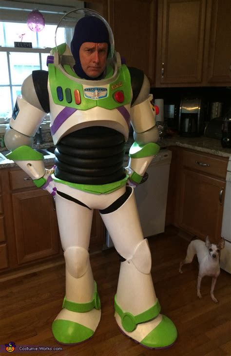 Homemade Buzz Lightyear Costume - Photo 2/4