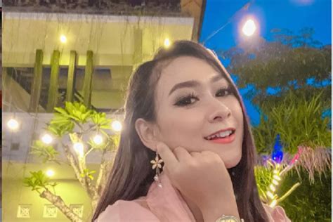 Profil Dan Biodata Fira Azzahra Adella Lengkap Agama Akun Instagram