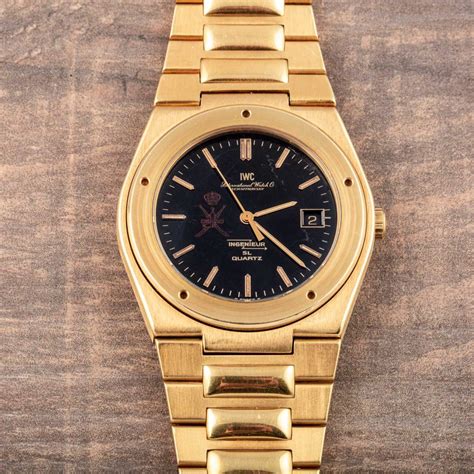 Caso Watches INGENIEUR QUARTZ REF 9701 KHANJAR YELLOW GOLD Caso