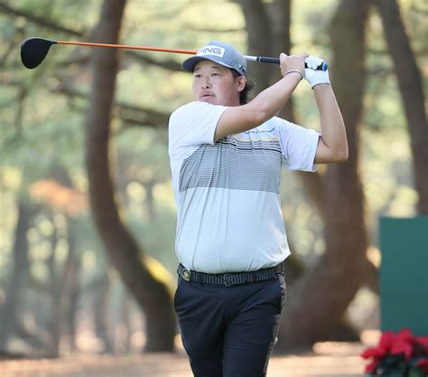 大槻智春、石坂友宏が12アンダーで首位に並ぶ 金谷拓実が1打差3位 Golf報知