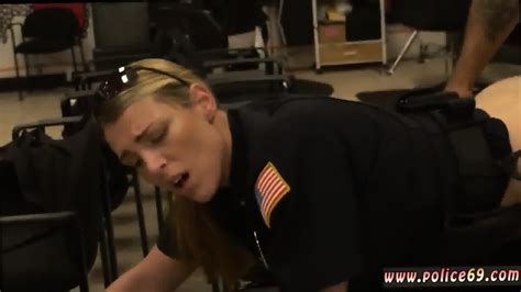 Threesome Milf Big Tits Squirt Robbery Suspect Apprehended