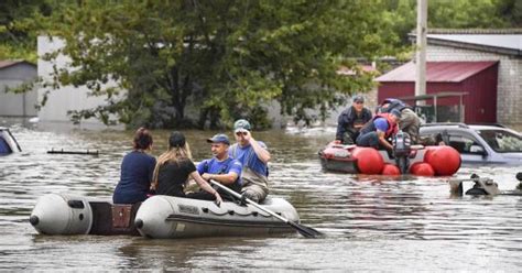 Rusia evacúa a 2 mil personas por inundaciones en el extremo oriente