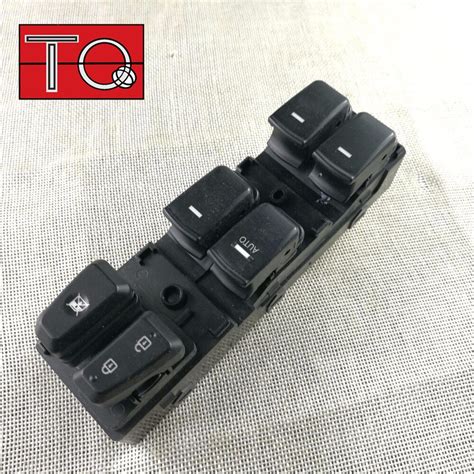 SW0018 Master Power Auto Window Switch For Hyundai Sonata 2011 2015