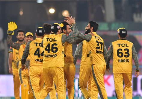 Peshawar Zalmi Beat Lahore Qalandars PSL 2022