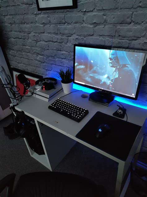 Long Time Lurker But Heres My Battlestation Bedroom Gaming Setup